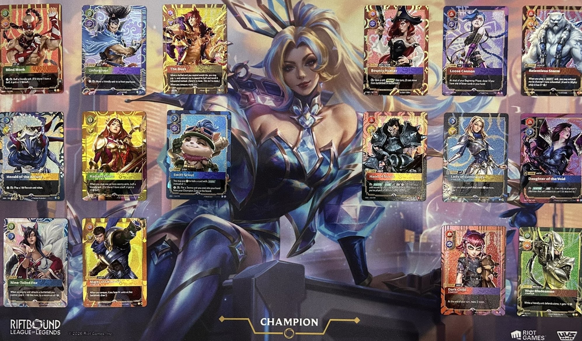 Espositore delle Best-Of Legend metal card a un Regional Qualifier di Riftbound: una carta in metallo per ogni Champion