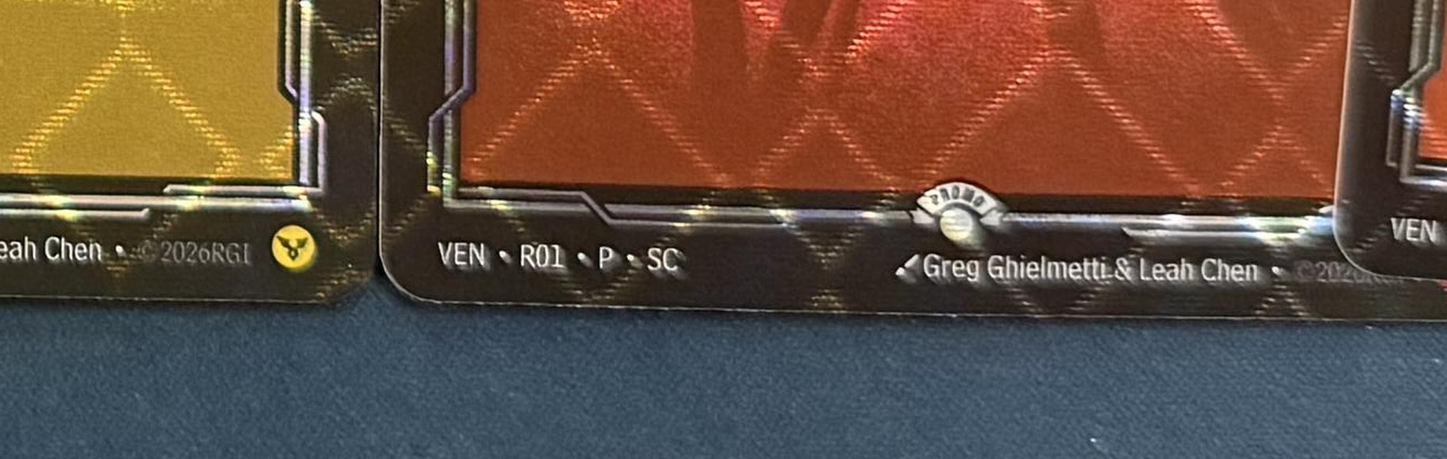 Il codice VEN R01 P SC e il sigillo PROMO sulla runa Fury cinese